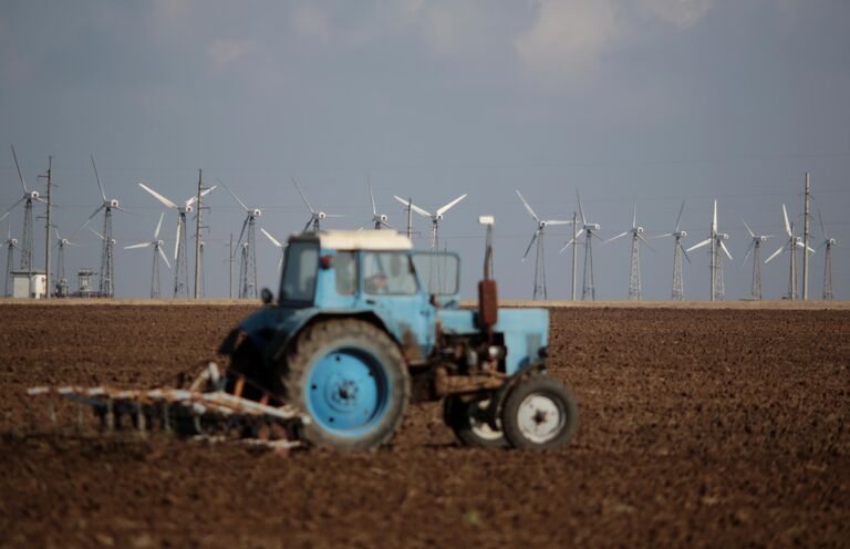 Ветрогенераторы на Мирновской ветроэлектростанции в Крыму