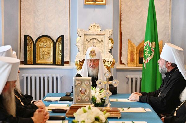 Заседание Священного Синода Русской Православной Церкви Заседание Священного Синода Русской Православной Церкви