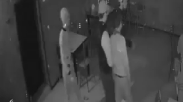 Пятеро мужчин устроили драку в подмосковном кафе