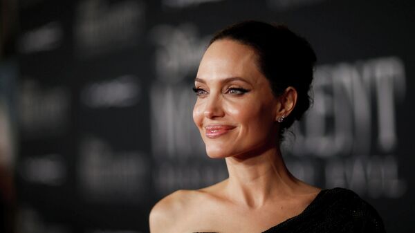 Актриса Анджелина Джоли на премьере фильма Малефисент: Госпожа зла в Лос-Анджелесе