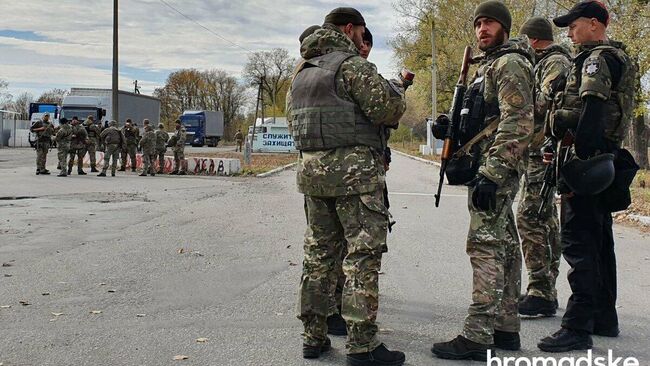 Конфликт на блок-посту в городе Кременная, Луганской области Украины. 9 октября 2019