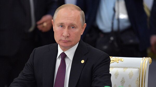 Президент РФ Владимир Путин на заседании Совета глав государств СНГ. 11 октября 2019