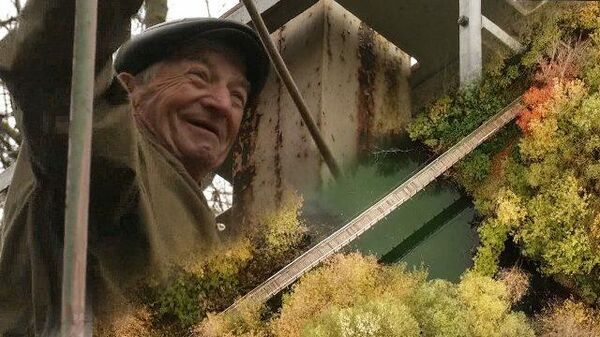 На пользу людям: пенсионер Николай Трофимов построил пешеходный мост