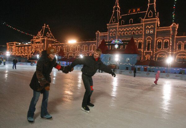 Ледовый каток на Красной площади в Москве