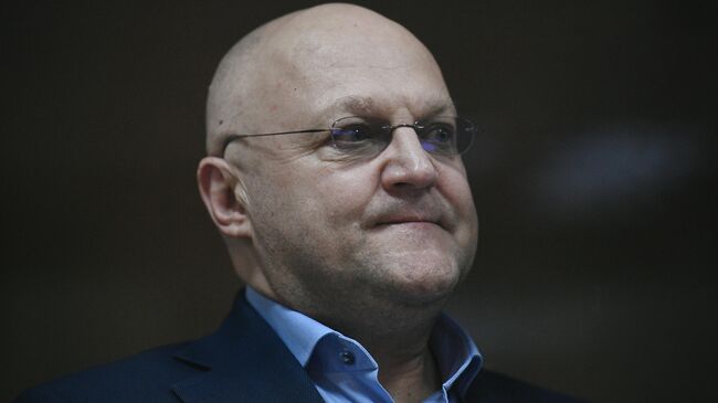 Александр Дрыманов во время заседания Московского городского суда Александр Дрыманов во время заседания Московского городского суда