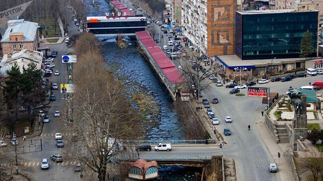 Река вохджи в городе Капан