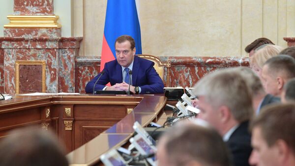 Председатель правительства России Дмитрий Медведев проводит заседание правительства
