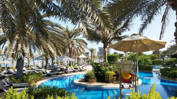 Отель The Westin Dubai Mina Seyahl Beach Resort & Marina