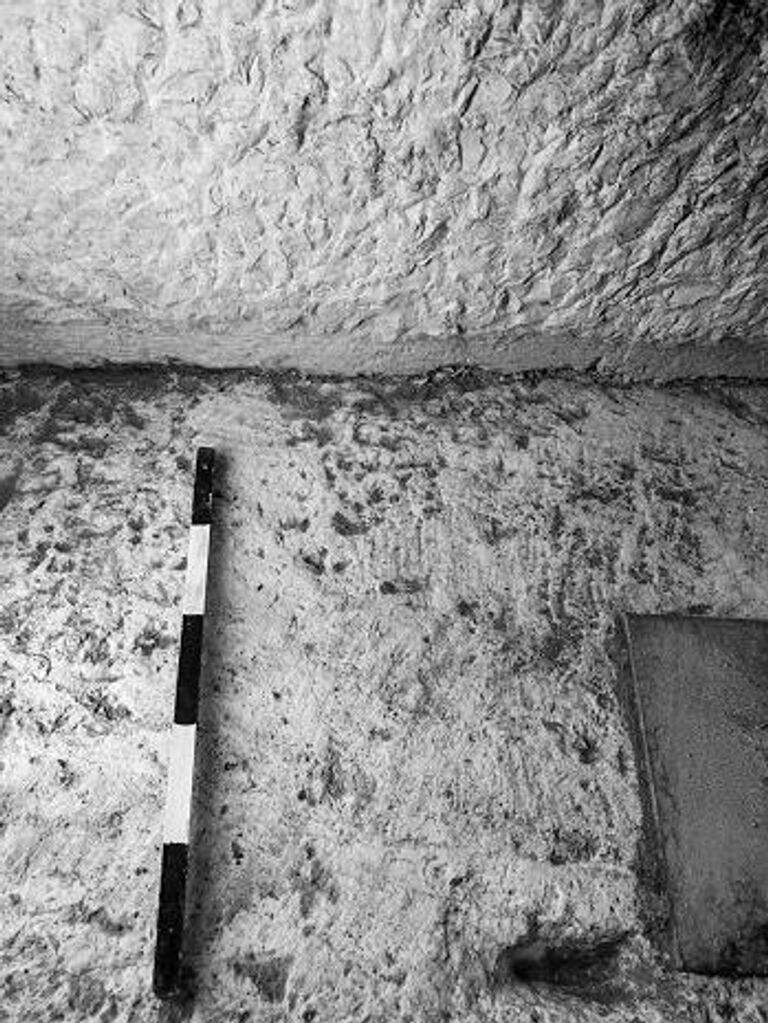 Фрагмент мостовой и часть тротуара времен Понтия Пилата в Иерусалиме