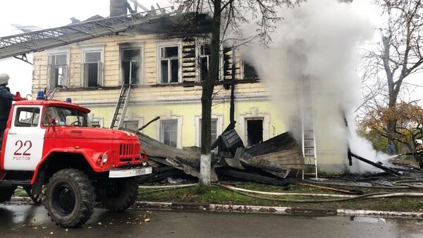 Ликвидация пожара в многоквартирном доме в Ростове