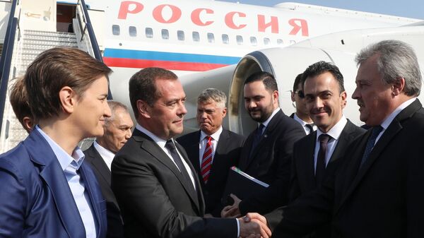  Дмитрий Медведев в аэропорту имени Николы Теслы в Белграде