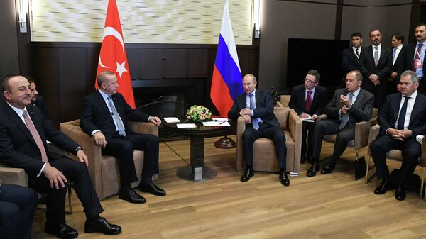 Президент РФ Владимир Путин и президент Турции Реджеп Тайип Эрдоган во время встречи. 22 октября 2019
