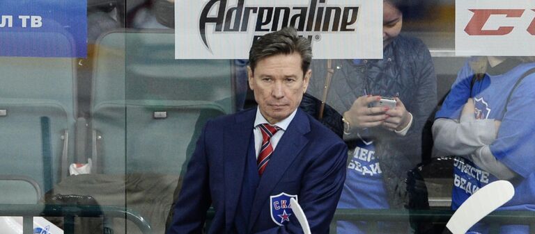 Главный тренер СКА Вячеслав Быков в матче 1/2 финала плей-офф Кубка Гагарина Континентальной хоккейной лиги между ХК СКА (Санкт-Петербург) и ПХК ЦСКА (Москва).