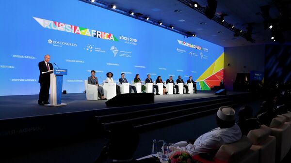 Президент РФ Владимир Путин выступает на форуме Россия - Африка в Сочи. 23 октября 2019