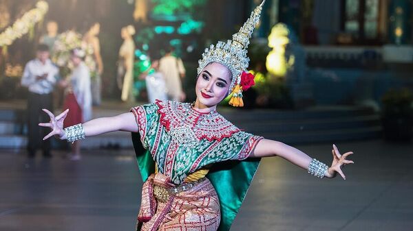 Танцовщица, Таиланд 