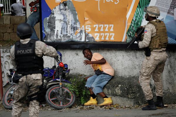 Ситуация на Гаити во время протестов с требованием отставки президент Жовенеля Моиза