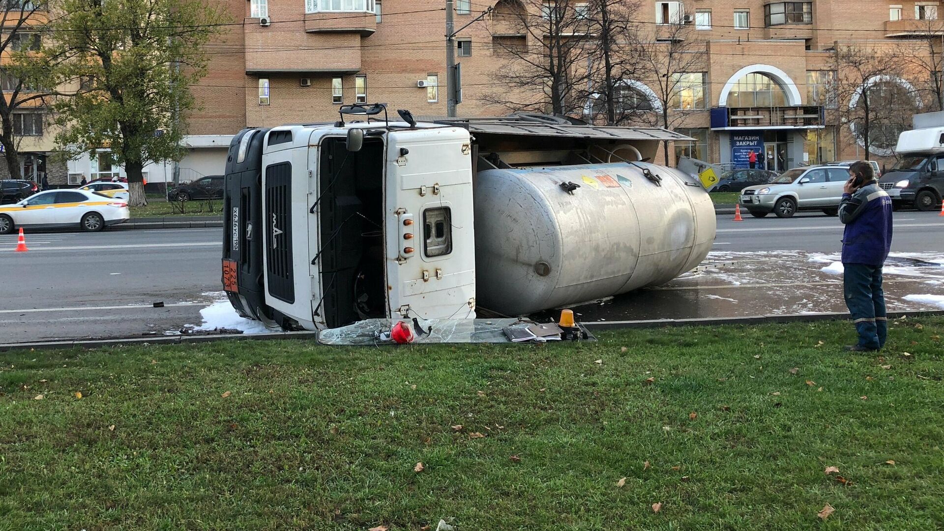 В Москве из-за ДТП с цистерной перекрыли Волгоградский проспект - РИА  Новости, 25.10.2019