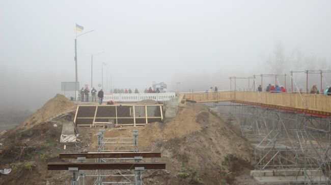 На КПП Станица Луганская в Донбассе