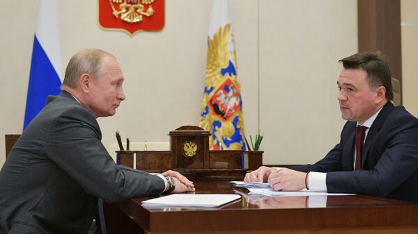 Президент РФ Владимир Путин и губернатор Московской области Андрей Воробьев во время встречи. 28 октября 2019