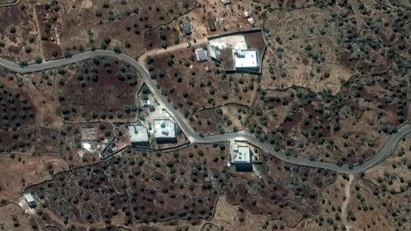 Вид на резиденцию  лидера ИГ* (запрещена в РФ) аль-Багдади со спутника 