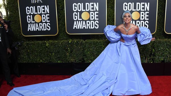 Певица Леди Гага на вручении премии Золотой глобус 2019
