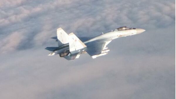 Истребитель F-16 ВВС Бельгии и Су-35 ВКС России