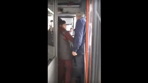 Драка водителя автобуса с пассажиром в Казани