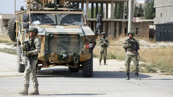 Турецкий патруль в районе сирийско-турецкой границы