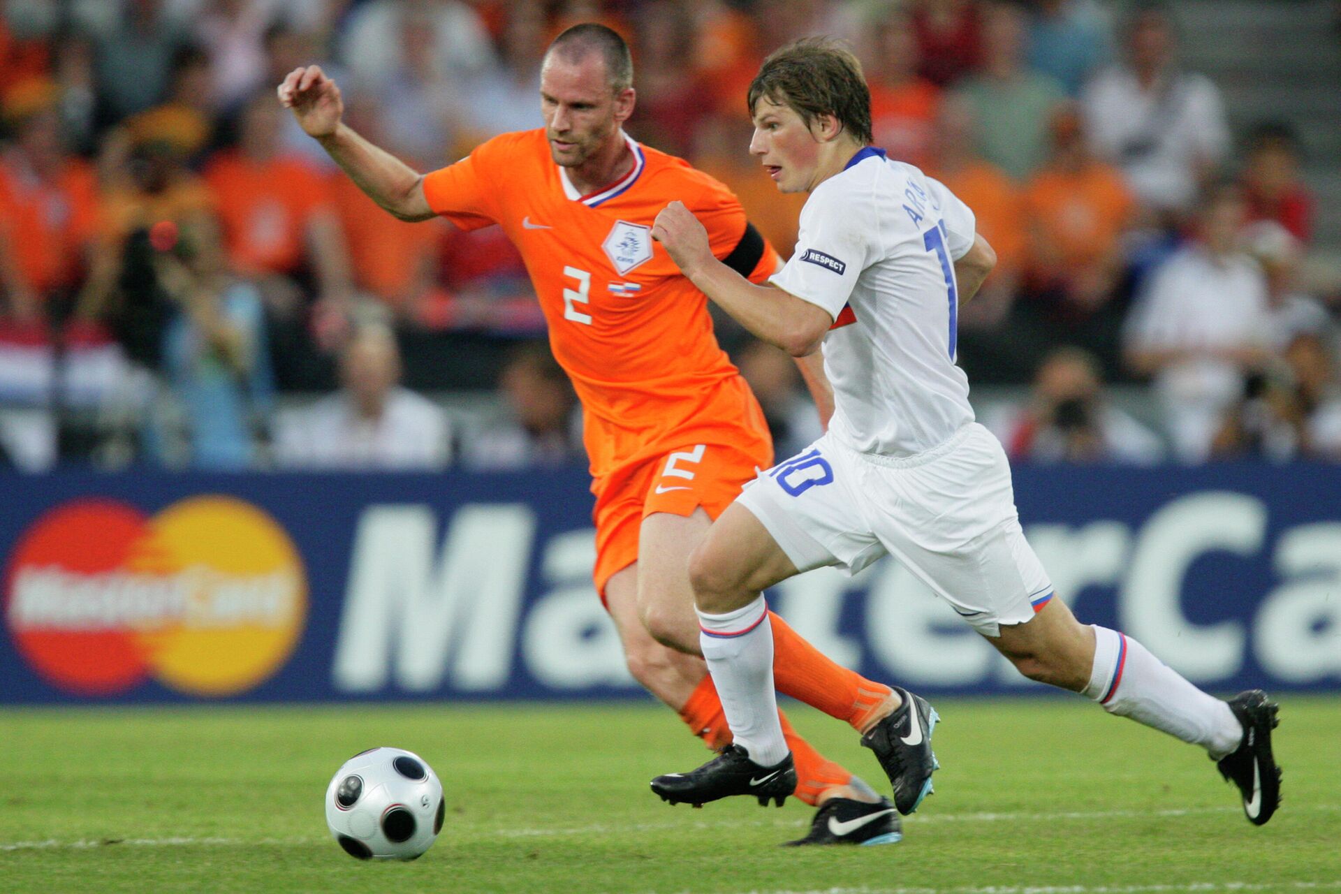 Игровой момент матча Россия - Нидерланды на ЕВРО-2008 - РИА Новости, 1920, 21.06.2023