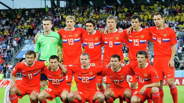 Сборная России перед началом матча чемпионата Европы 2008 по футболу между сборными России и Швеции