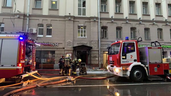 Пожар в жилом доме на Большой Сухаревской площади