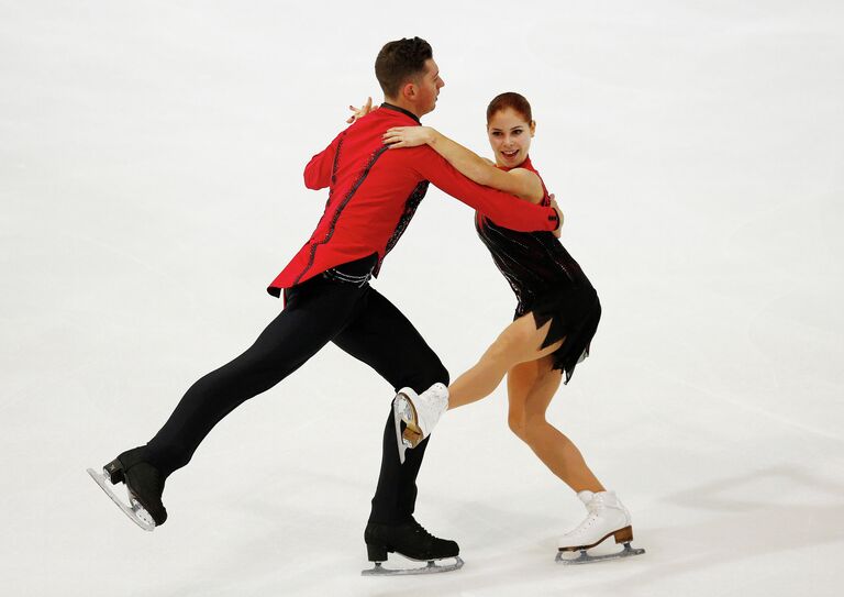 Анастасия Мишина и Александр Галлямов Анастасия Мишина и Александр Галлямов