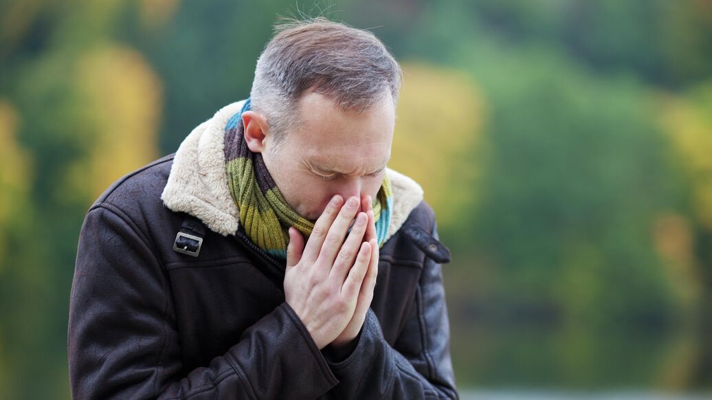 Попова отметила рост заболеваемости ОРВИ в России