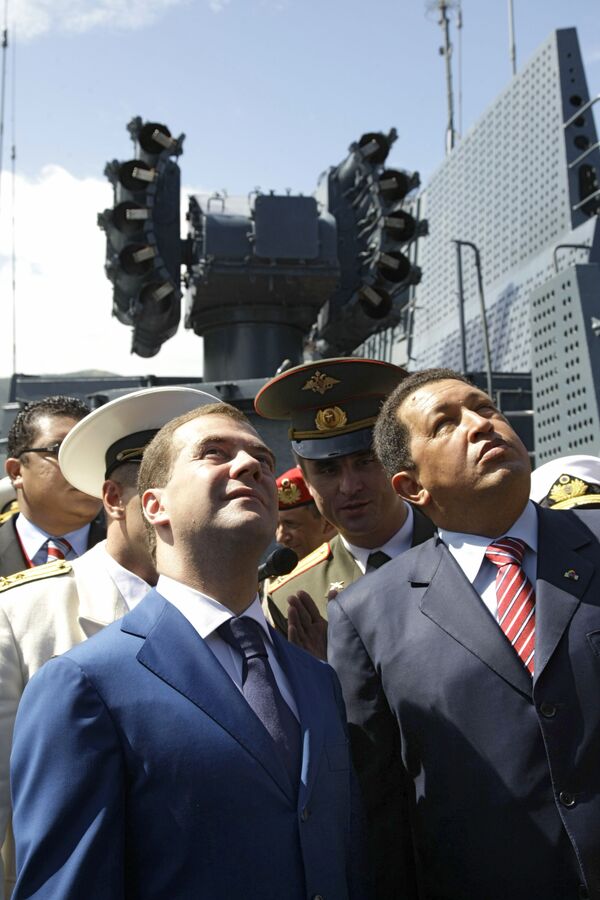Президенты России и Венесуэлы посетили противолодочный корабль Адмирал Чабаненко