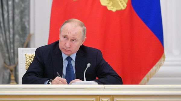 Президент РФ Владимир Путин проводит заседание Совета при президенте РФ по русскому языку