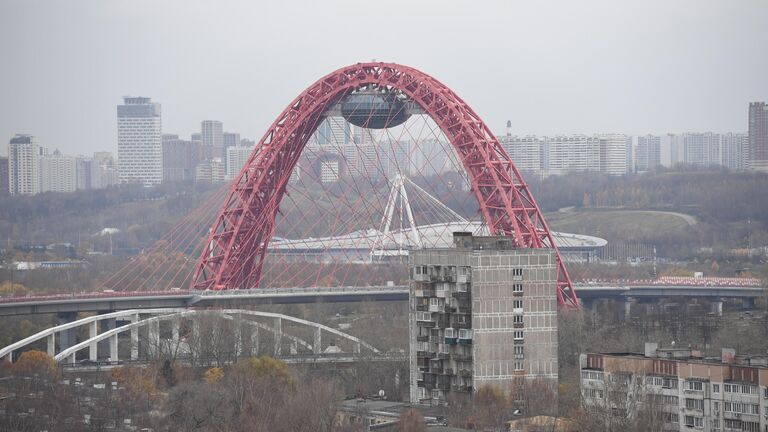 Вид на Живописный мост