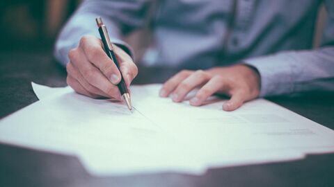 Подписание документов Подписание документов