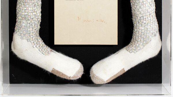 Носки Майкла Джексона из личной коллекции его менеджера Фрэнка Дилео