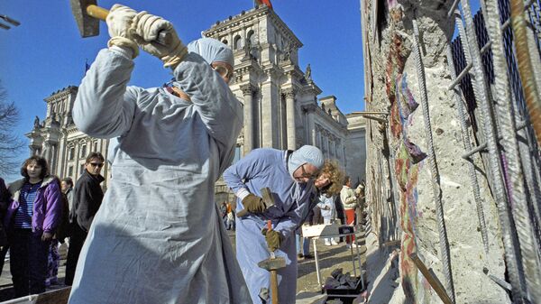 Споры о падении Берлинской стены: 30 лет спустя