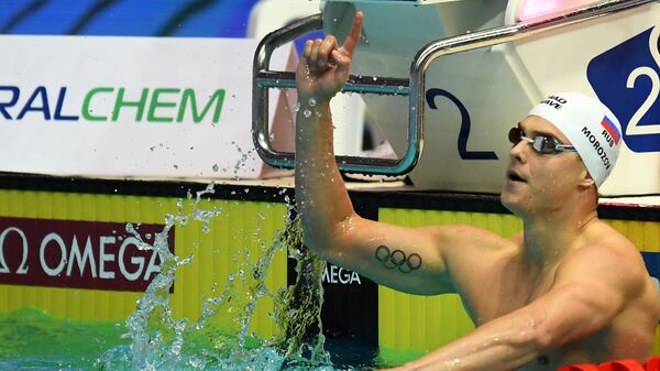 Владимир Морозов (Россия) в финальных соревнованиях по плаванию на дистанции 50 м на спине среди мужчин на VI этапе Кубка мира по плаванию в Казани.
