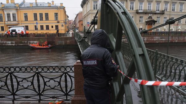 Следственные действия на реке Мойке в Санкт-Петербурге. 10 ноября 2019