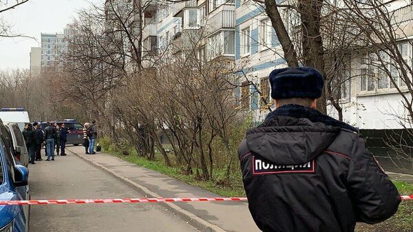 Обстановка на месте гибели женщины и малолетнего ребенка в Москве