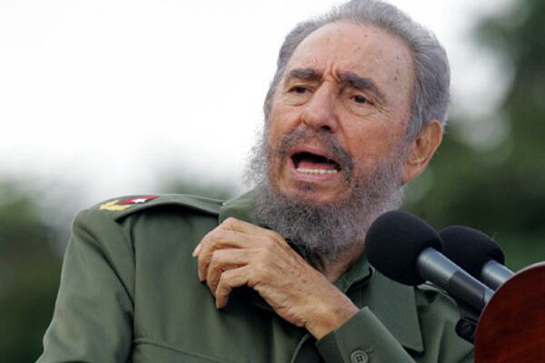 Фидель Кастро выразил поддержку голодающему президенту Боливии