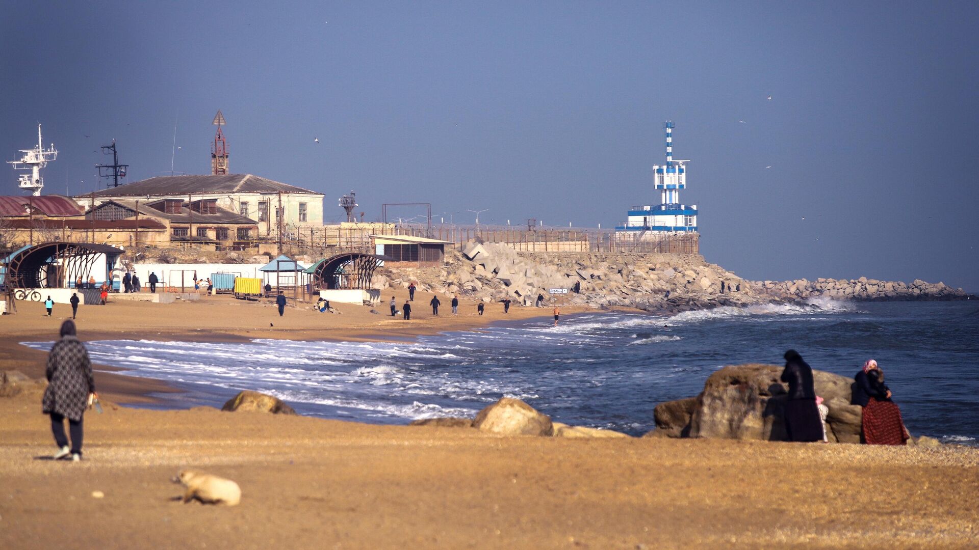 Городской пляж в Махачкале - РИА Новости, 1920, 13.04.2022