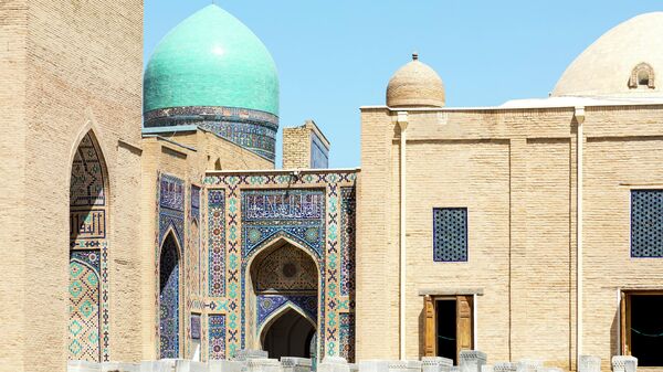 Архитектурный комплекс Шахи Зинда в Самарканде, Узбекистан