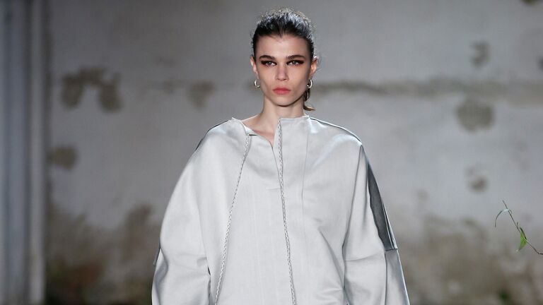 Показ коллекции Jil Sander осень-зима 2019-20 на Неделе моды в Милане