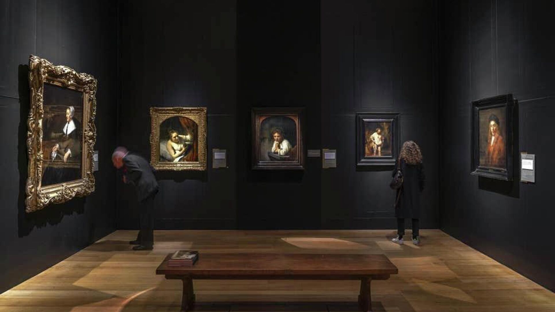 Выставка с картинами Рембрандта. Архивное фото - РИА Новости, 1920, 15.05.2023
