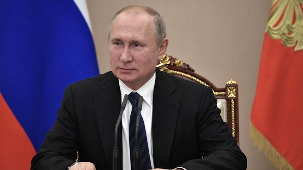  Президент РФ Владимир Путин проводит совещание с постоянными членами Совета безопасности РФ. 15 ноября 2019
