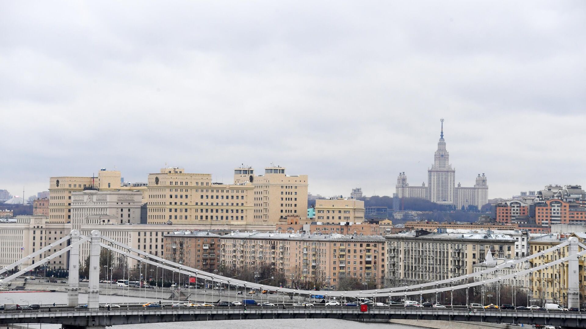 Леус: в Москве в воскресенье ожидается облачность и до 29 градусов тепла