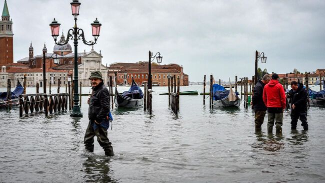 Venice Italy Порно Видео | balkharceramics.ru